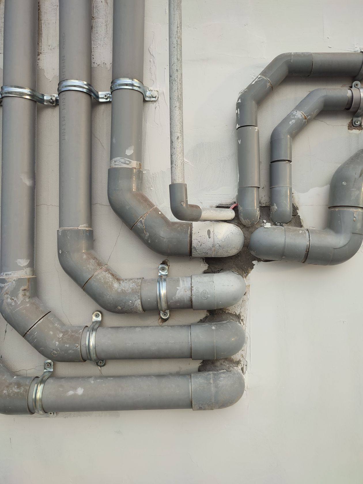 Industrial metal piping